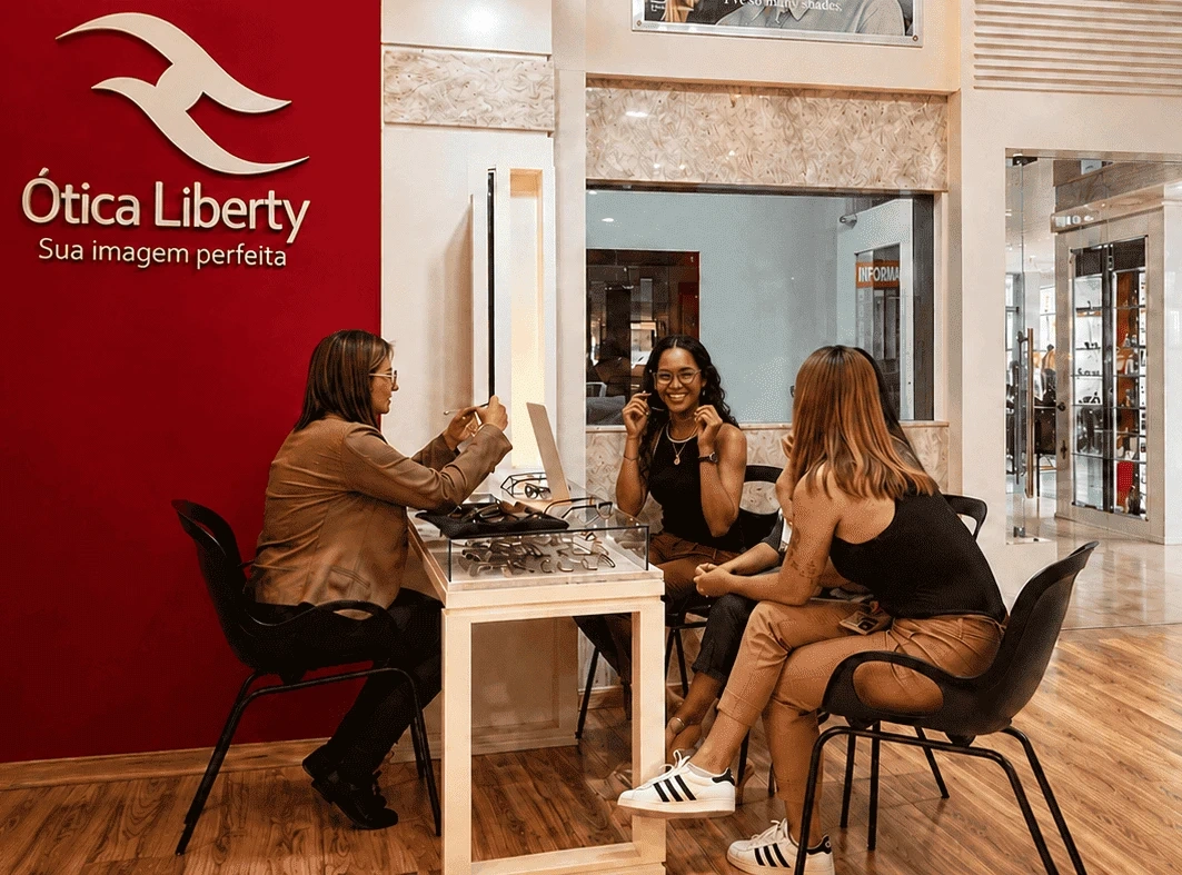Atendimento consultivo na Ótica Liberty
